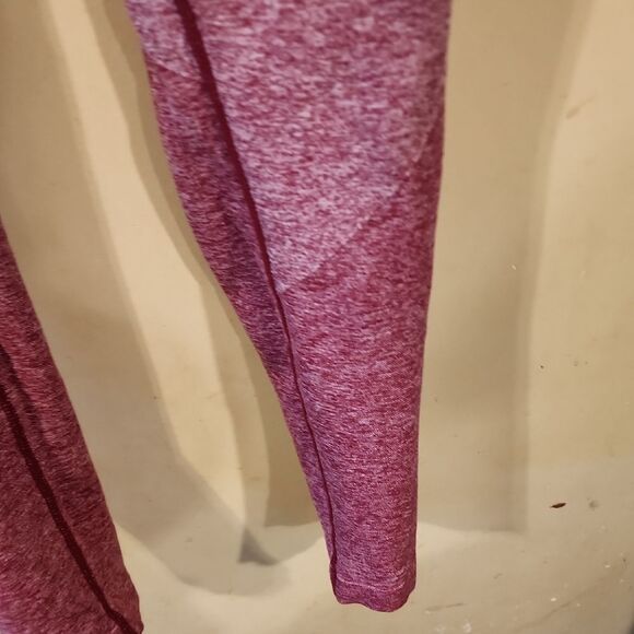 Gymshark Burgundy Performance Leggings with Elastic Waistband XS - Picture 3 of 6